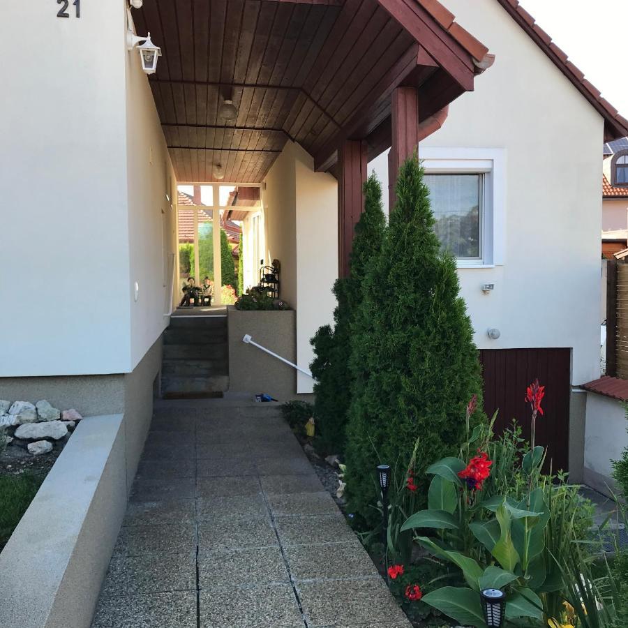 Apartman Tinasol Mosonmagyaróvár Exterior foto
