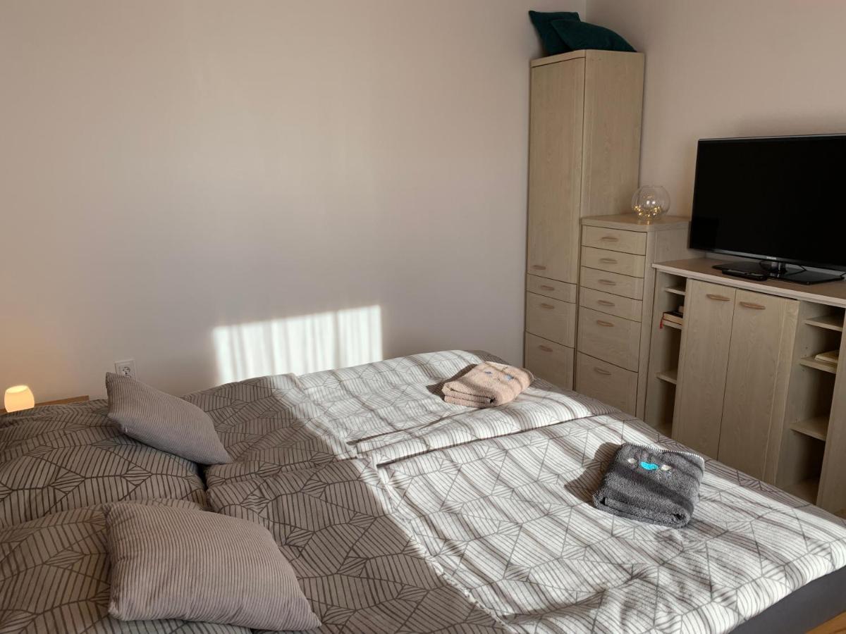 Apartman Tinasol Mosonmagyaróvár Exterior foto