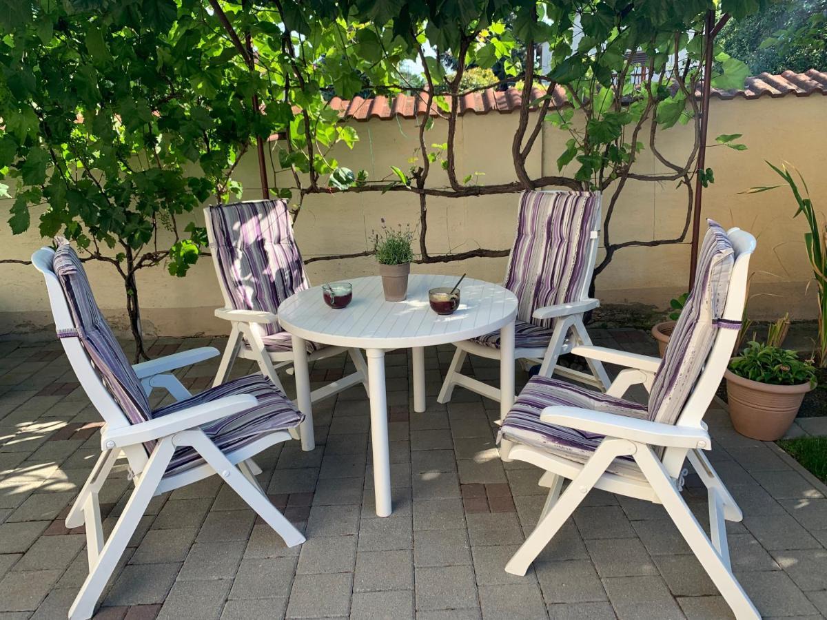 Apartman Tinasol Mosonmagyaróvár Exterior foto