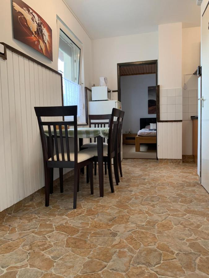 Apartman Tinasol Mosonmagyaróvár Exterior foto